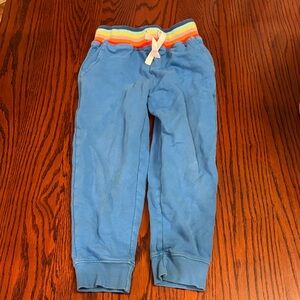 Hanna Andersson jogger sweat pants size 5 with rainbow waistband
